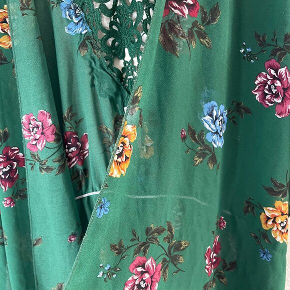 Floral Green Sheer Kimono Cardigan With Lace Back & Tie Waist - Picture 8 of 13